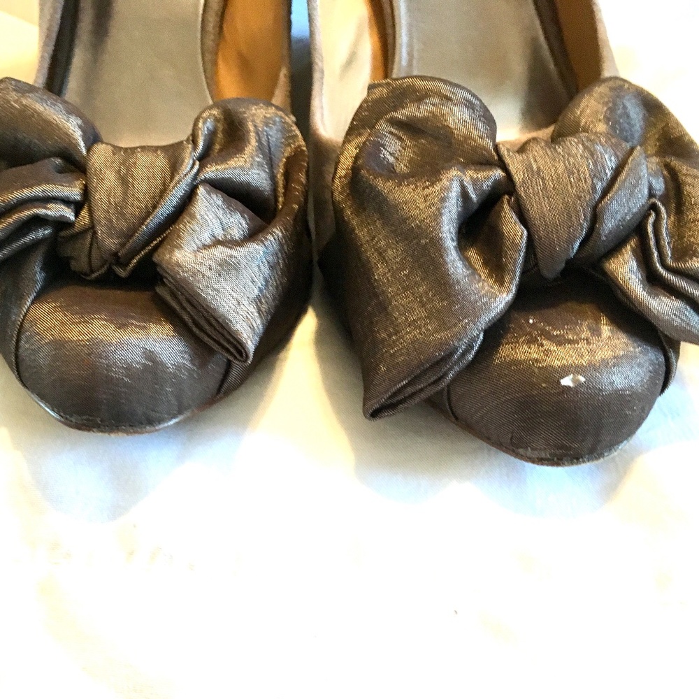 Satin & Suede Bow-Tipped Heels - Picture 3 of 7